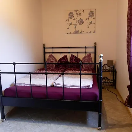 Neu! Reiterhof Finkenmuehle Dolly Apartment Weissenstadt